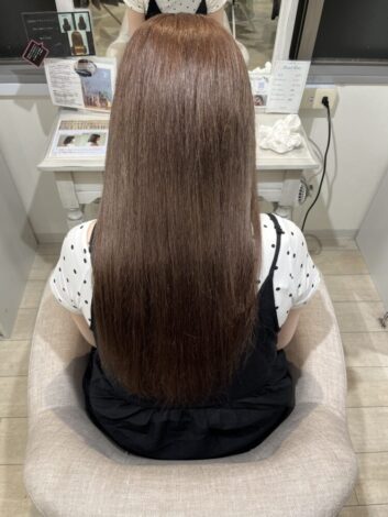 柔らかいベージュカラー